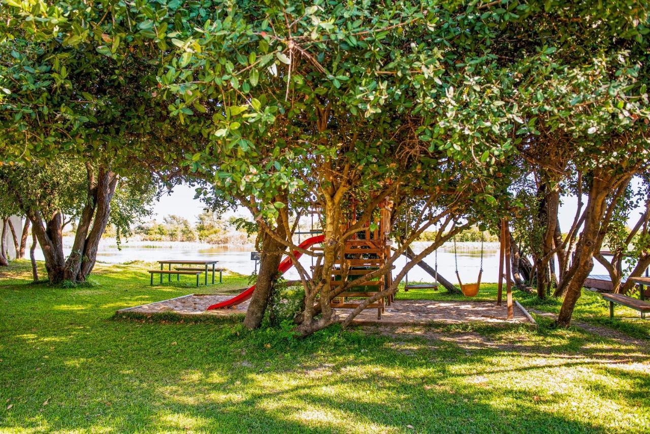 Zambezi Mubala Campsite Katima Mulilo Eksteriør billede